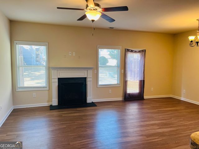 233 Bobbie Way, Woodstock, GA 30189