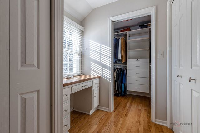 21 N Ridge Road, Lake Forest, IL 60045