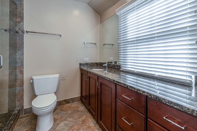 21 N Ridge Road, Lake Forest, IL 60045