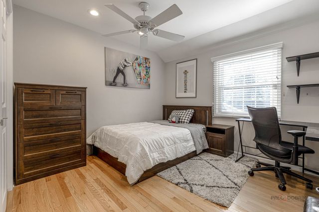 21 N Ridge Road, Lake Forest, IL 60045