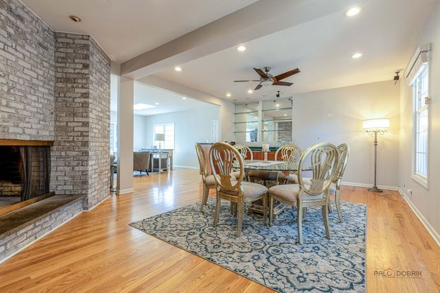 21 N Ridge Road, Lake Forest, IL 60045