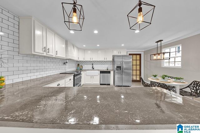 821 47TH WAY S, Birmingham, AL 35222