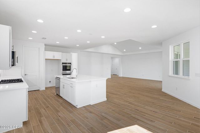 8490 Landshark Boulevard, Panama City Beach, FL 32413