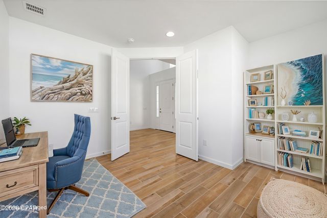 8490 Landshark Boulevard, Panama City Beach, FL 32413