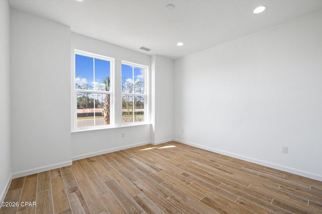 8490 Landshark Boulevard, Panama City Beach, FL 32413