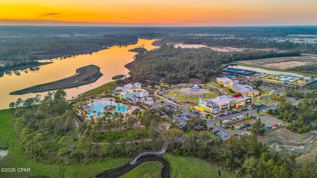 8490 Landshark Boulevard, Panama City Beach, FL 32413
