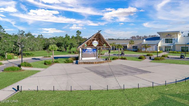 8490 Landshark Boulevard, Panama City Beach, FL 32413