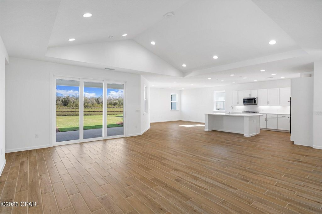 Image 6 of property listing at 8490 Landshark Boulevard, Panama City Beach, FL 32413