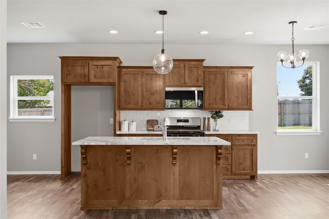 1524 E Grayson Avenue, Sapulpa, OK 74066