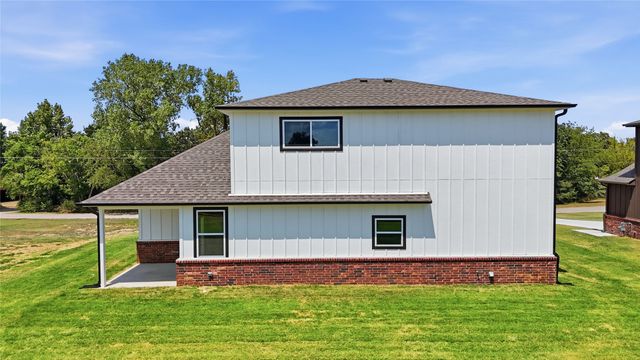 1524 E Grayson Avenue, Sapulpa, OK 74066