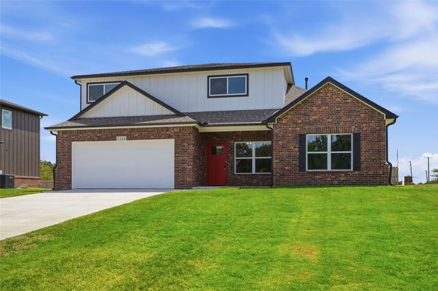 1524 E Grayson Avenue, Sapulpa, OK 74066