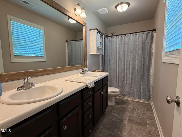 109 Larksdale Cove, Benson, NC 27504