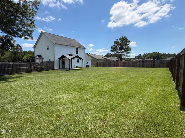 109 Larksdale Cove, Benson, NC 27504