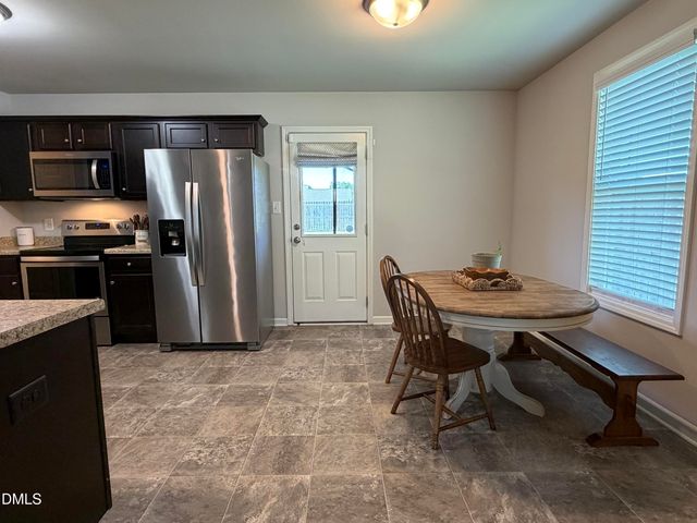 109 Larksdale Cove, Benson, NC 27504