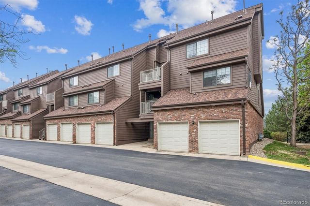 844 S Vance Street F, Lakewood, CO 80226