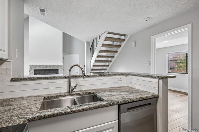 844 S Vance Street F, Lakewood, CO 80226