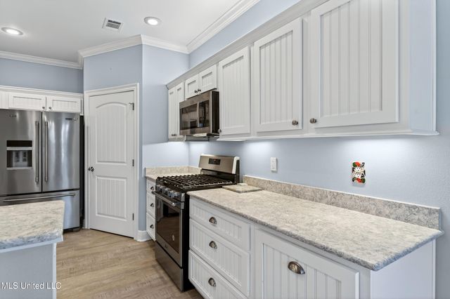 19 Lake Michael Lane, Poplarville, MS 39470