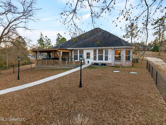 19 Lake Michael Lane, Poplarville, MS 39470