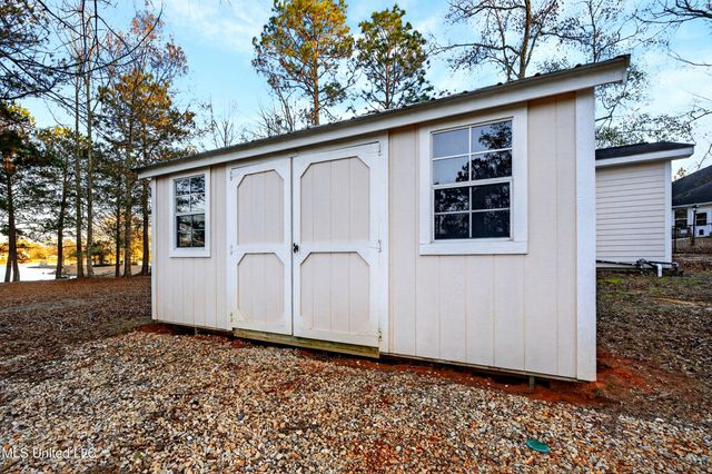 19 Lake Michael Lane, Poplarville, MS 39470