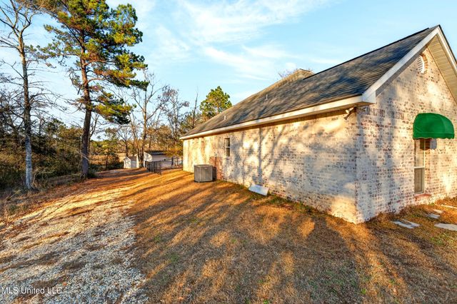19 Lake Michael Lane, Poplarville, MS 39470