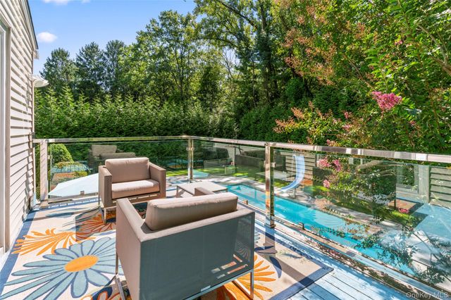 199 Winding Brook Road, New Rochelle, NY 10804