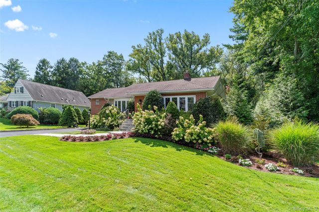 199 Winding Brook Road, New Rochelle, NY 10804