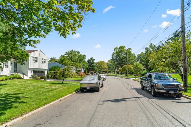 199 Winding Brook Road, New Rochelle, NY 10804