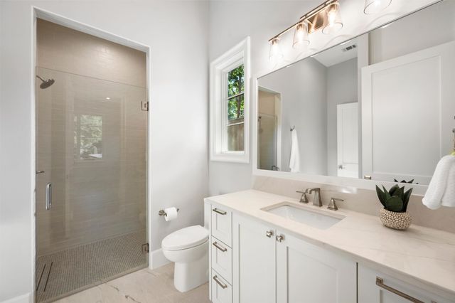 6254 Preston Crest Lane, Dallas, TX 75230