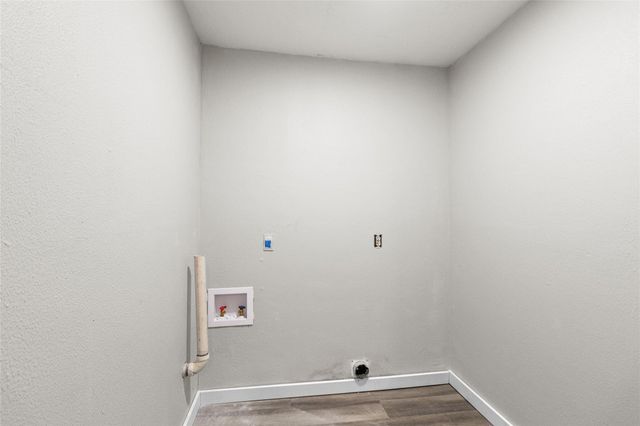 159 Yacht Circle, Trinity, TX 75862