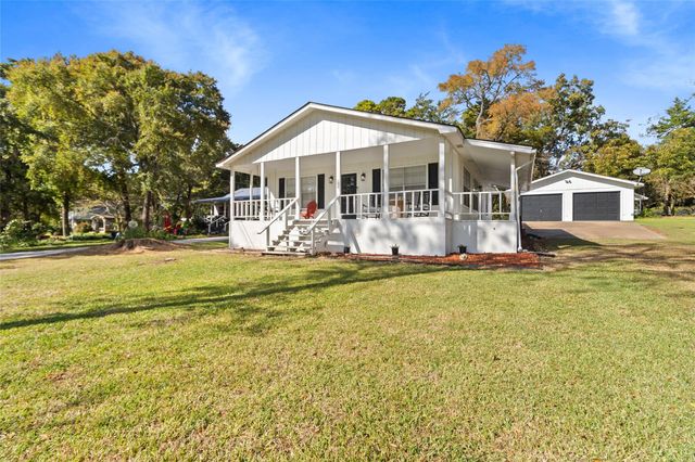 159 Yacht Circle, Trinity, TX 75862