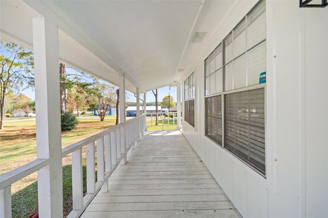 159 Yacht Circle, Trinity, TX 75862