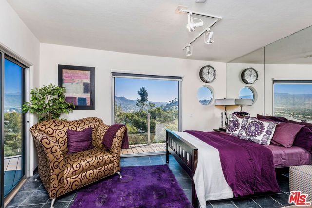 3212 Wrightwood Drive, Studio City (los Angeles), CA 91604