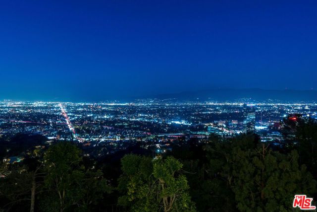 3212 Wrightwood Drive, Studio City (los Angeles), CA 91604