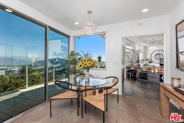 3212 Wrightwood Drive, Studio City (los Angeles), CA 91604