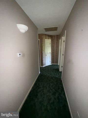 71 WAGER LN, Martinsburg, WV 25404