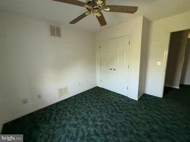 71 WAGER LN, Martinsburg, WV 25404