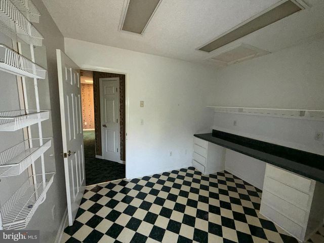 71 WAGER LN, Martinsburg, WV 25404
