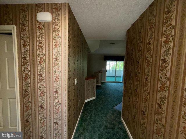 71 WAGER LN, Martinsburg, WV 25404