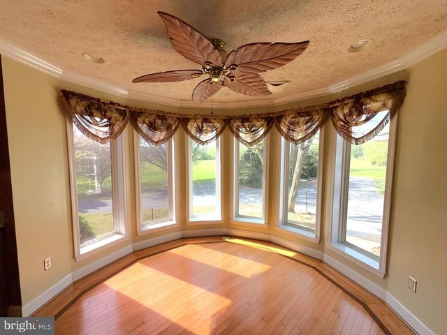 71 WAGER LN, Martinsburg, WV 25404