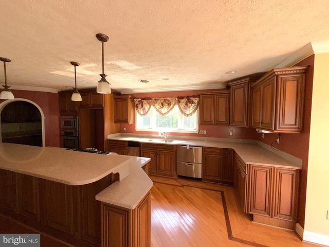 71 WAGER LN, Martinsburg, WV 25404