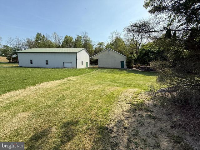 71 WAGER LN, Martinsburg, WV 25404