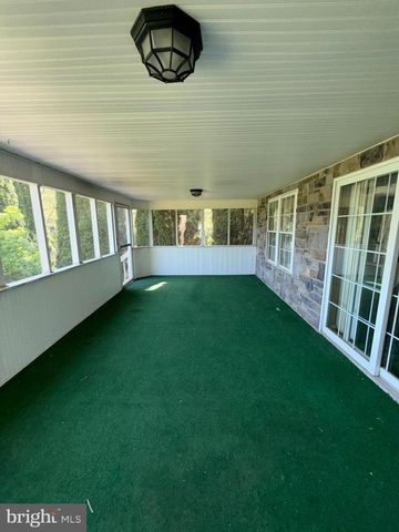 71 WAGER LN, Martinsburg, WV 25404