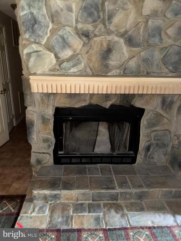 71 WAGER LN, Martinsburg, WV 25404