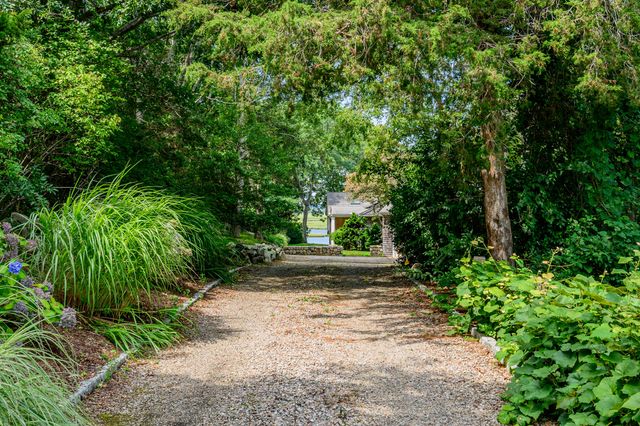 11 Sheperd's Way, Barnstable, MA 02630