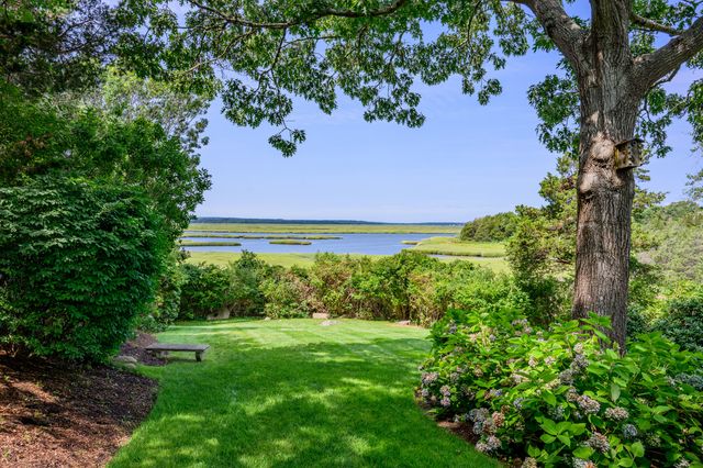 11 Sheperd's Way, Barnstable, MA 02630
