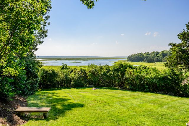 11 Sheperd's Way, Barnstable, MA 02630