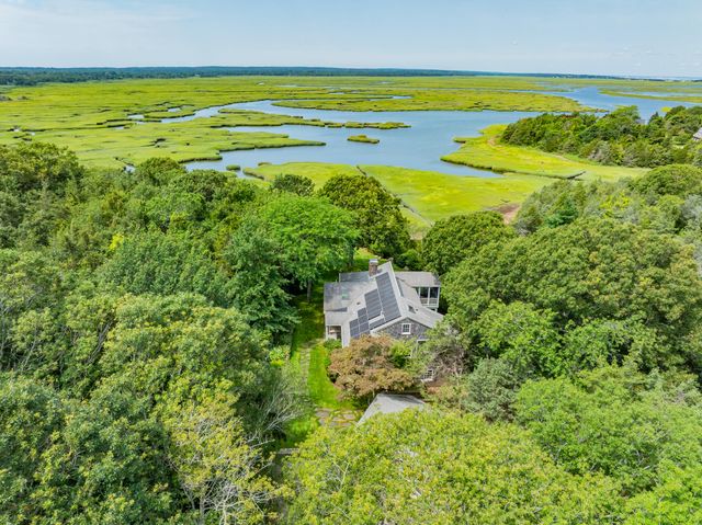 11 Sheperd's Way, Barnstable, MA 02630