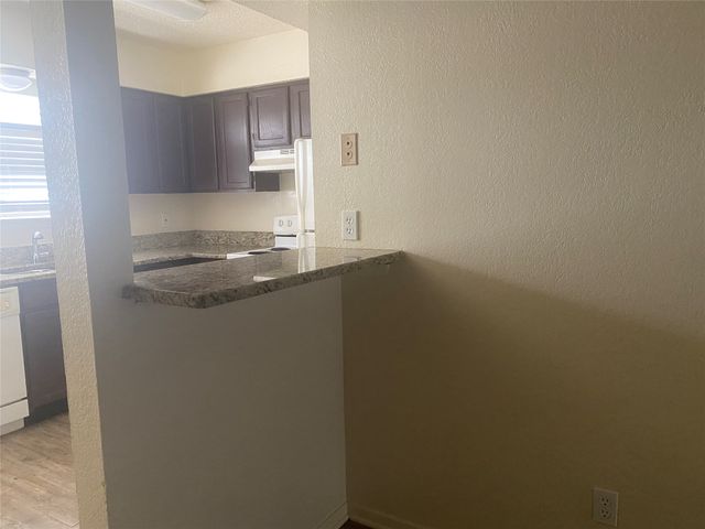 2826 Wimbledon Court B, Garland, TX 75041