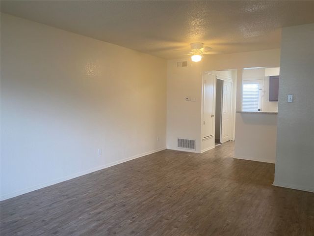 2826 Wimbledon Court B, Garland, TX 75041