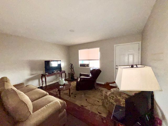 1345-1351 LOS LENTES Road NE, Los Lunas, NM 87031